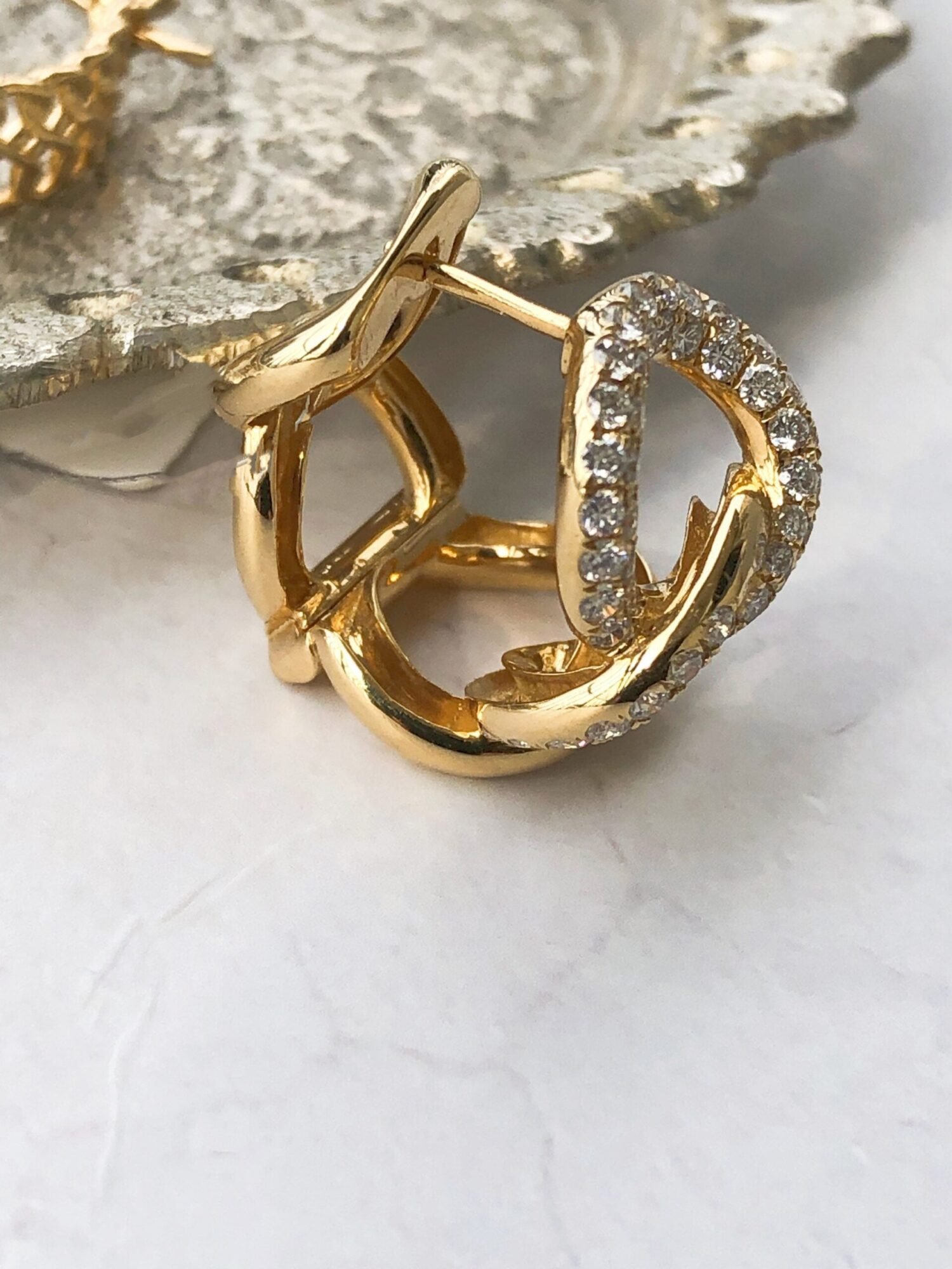 Hikage 18K Diamond Earrings