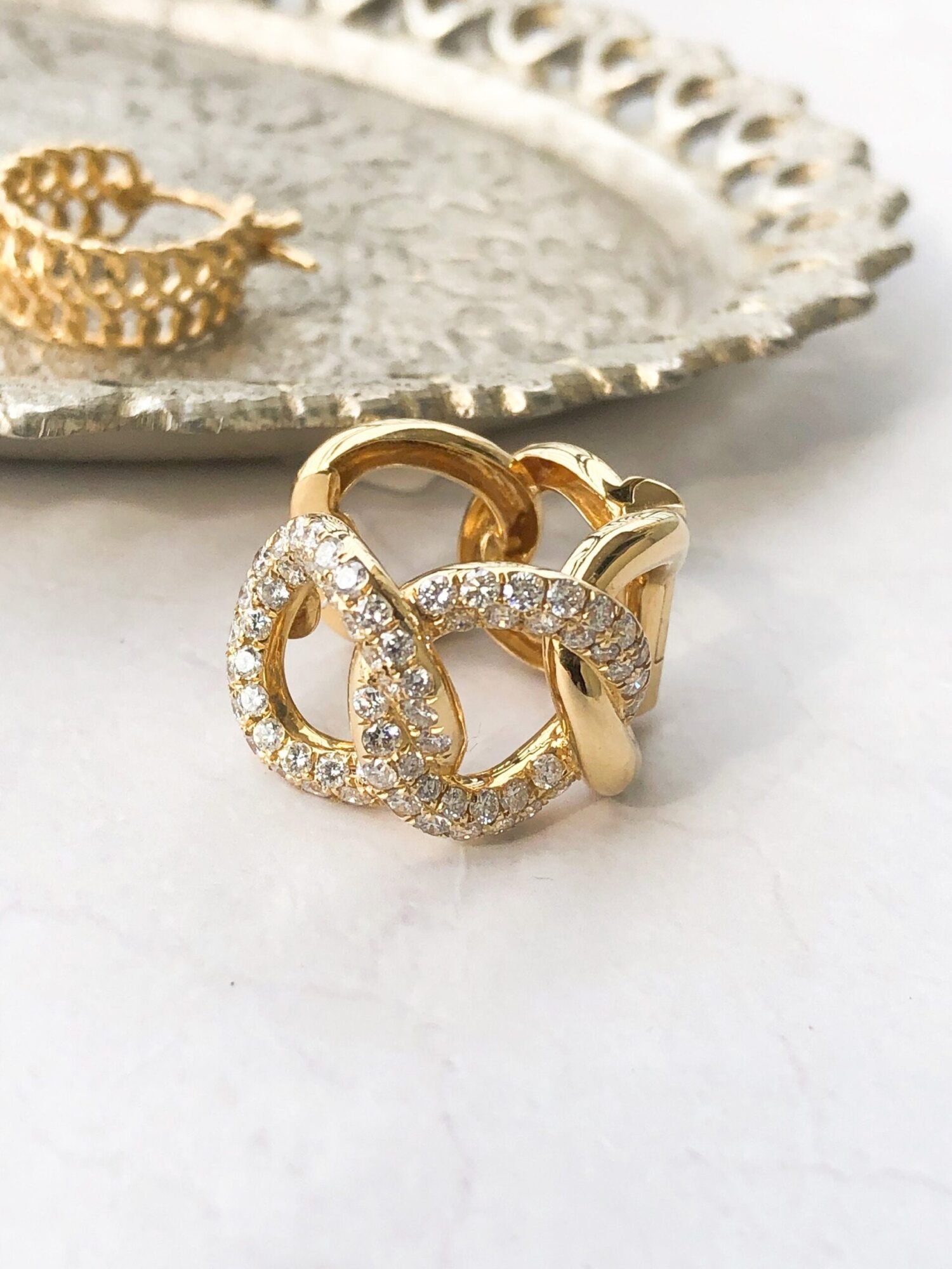 Hikage 18K Diamond Earrings