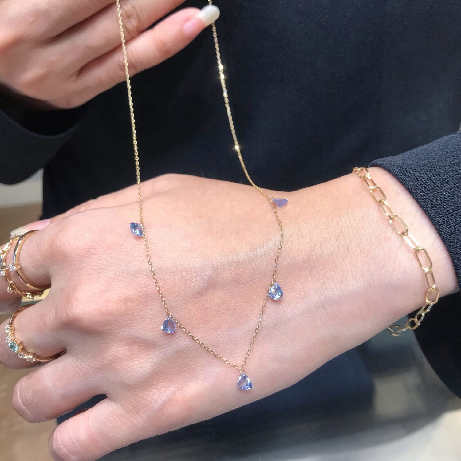 Natural spinel necklace，18K Solid Gold spinel necklace，Drilled Sapphire Necklace，sapphire Station Necklace / Halo Necklace for Woman