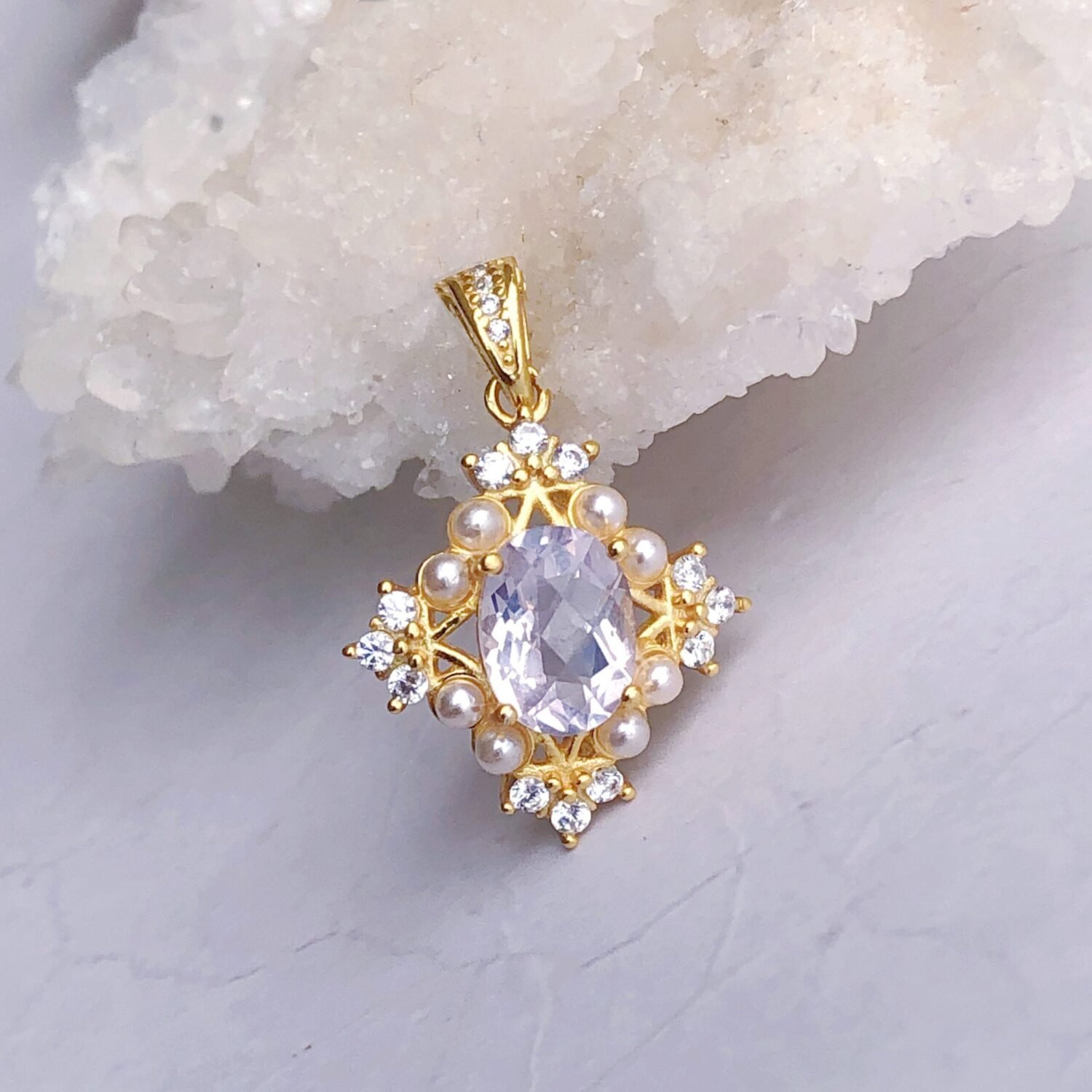 18kt gold stone necklace Lavender Spinel,14Kt Spinel Necklace Pendant Gold purple necklace pendant 18Kt Gold Diamond Spinel Necklace