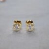 18K  gold diamond stud earrings