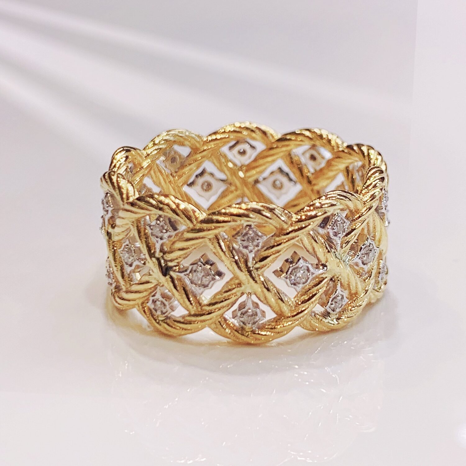 18K Gold Twist Rope Ring