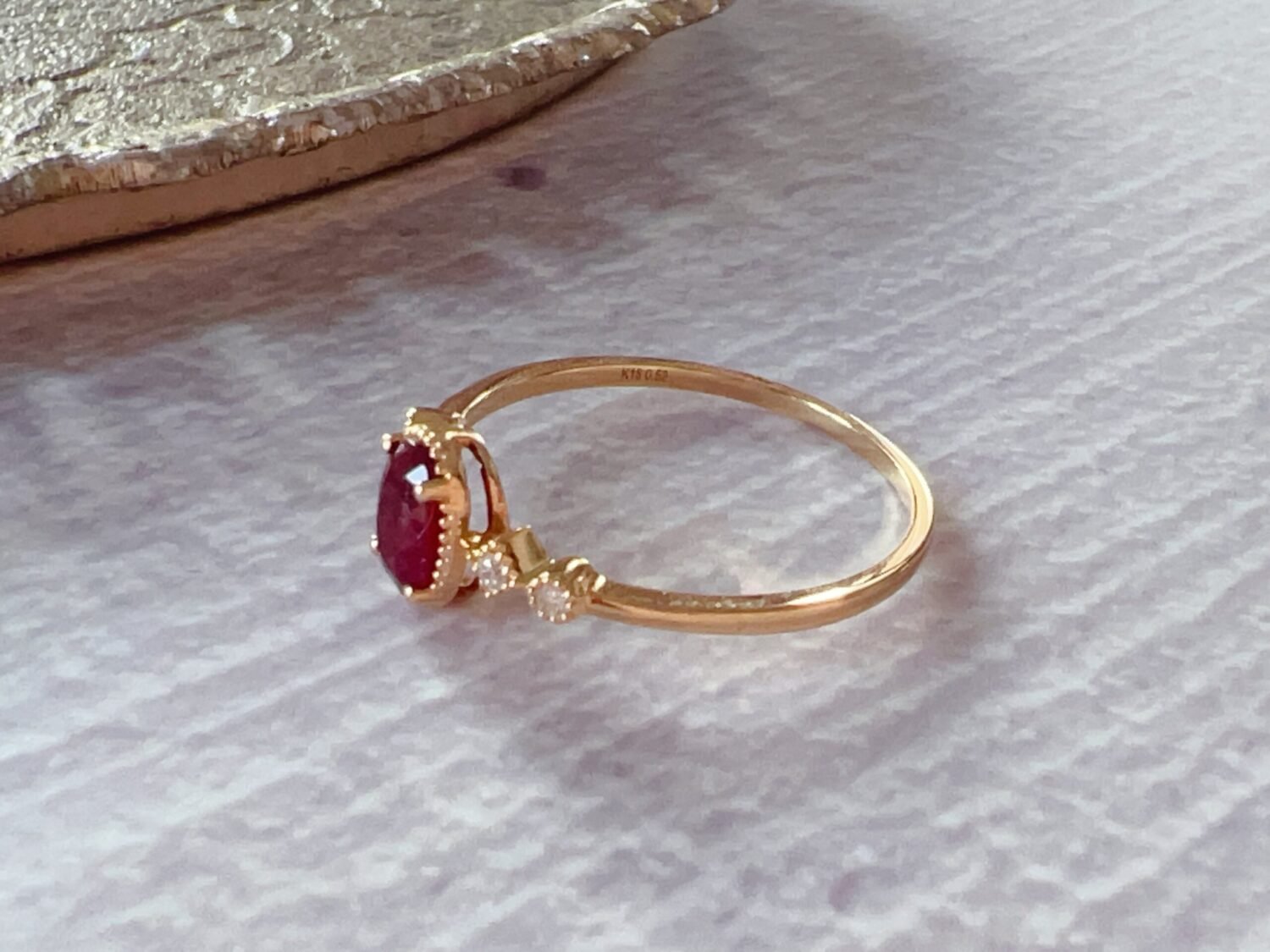 14K Solid Gold Ruby Ring，Dainty Ruby Ring，Oval Ruby Promise Ring，100% Natural Ruby Ring