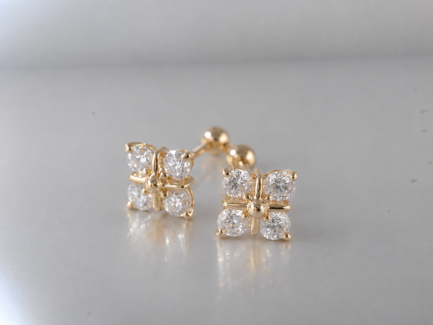 3afb2105-30c9-45cf-9961-6cb7ee8796f0 18K Solid Gold Four-Petal Lab Grown Diamond Stud Earrings | 1.00 CTW